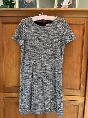 Textured Short Sleeve Shift Dress in Navy, White, Pink